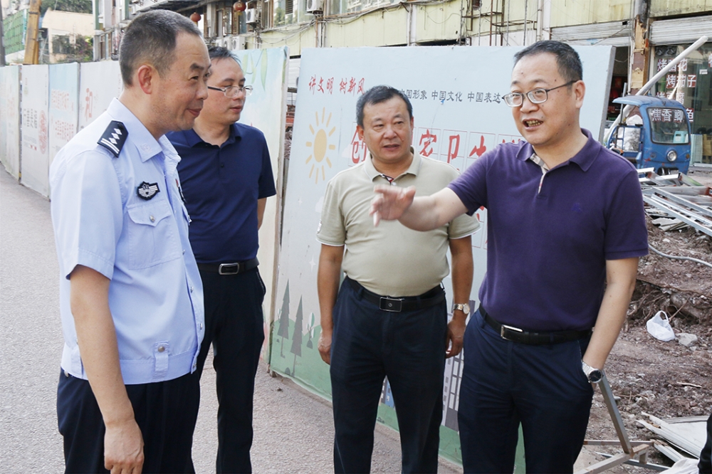 市委常委、高新區黨工委書記張邦舉視察公司高峰公園等在建項目